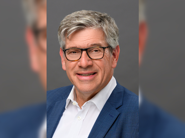Dr. Ulrich Schückhaus feiert Dienstjubiläum bei der Wirtschaftsförderung