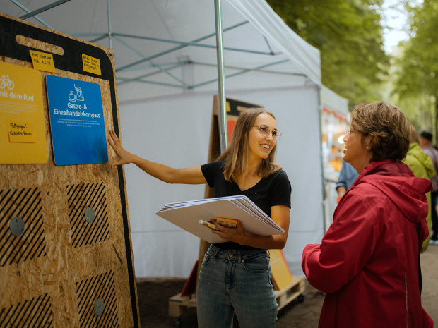 „Stadt-App“ zu Gast beim EineStadt-Fest