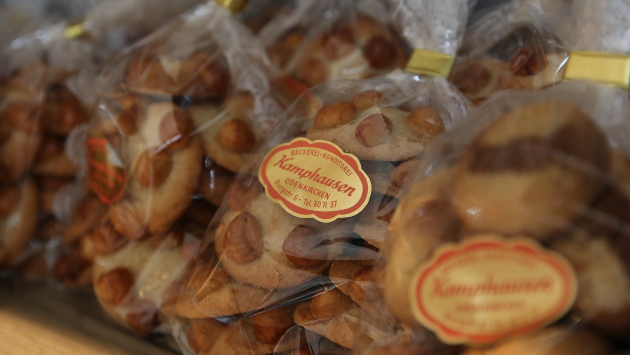 Plätzchengebäck der Bäckerei Kamphausen in Tüten verpackt