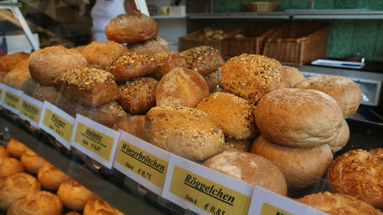 Verschiedene Sorten Brötchen der Bäckerei Weschmann