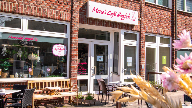 10 Jahre Mone‘s Café Herzlich: Kaffee und Kuchen im gemütlichen Ambiente
