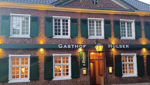 Außenansicht des Gasthof Hülser in Viersen - Helenabrunn