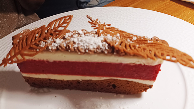 Nachspeise Schoko-Kirsch-Sahneschnitte