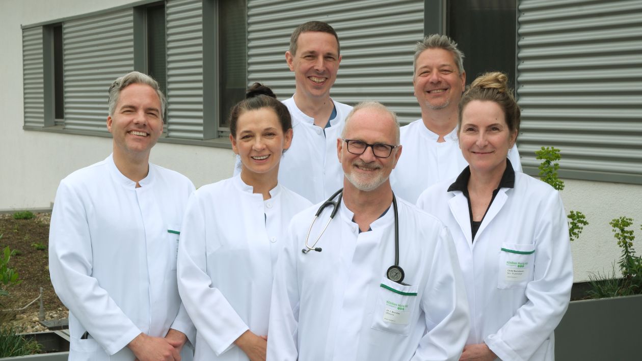 Gruppenfoto des Teams der Sektion Rhythmologie in den Kliniken Maria Hilf