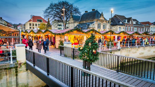 Der Weihnachtsmarkt im niederländischen Valkenburg